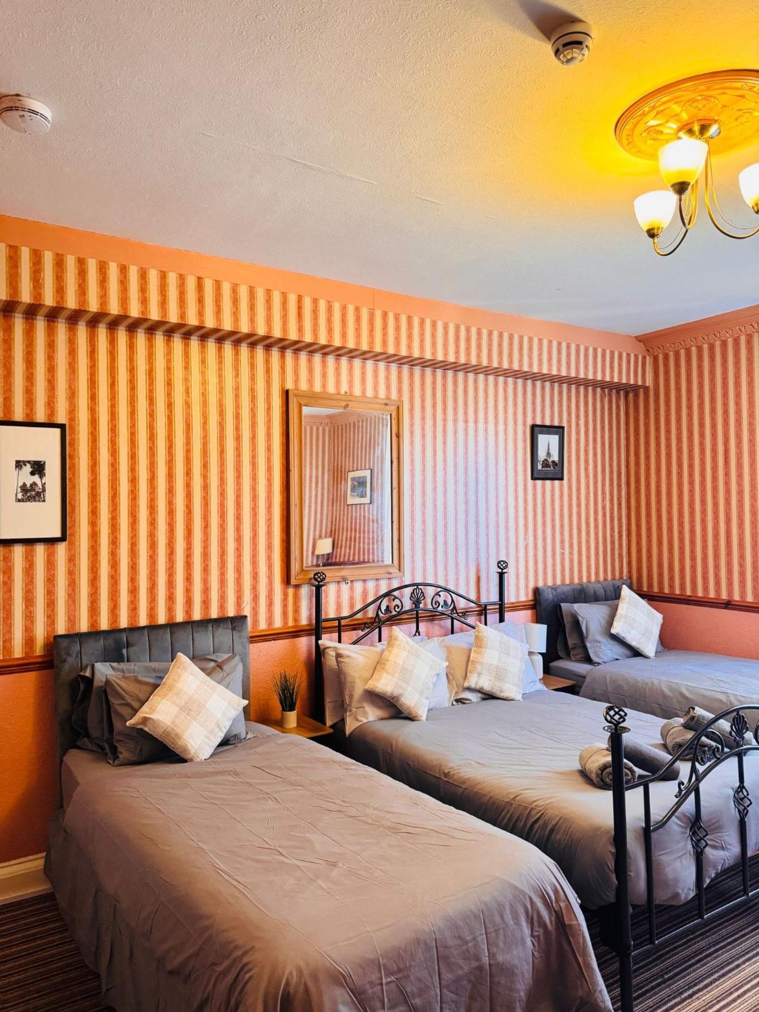 Edinburgh Travel Guest House 外观 照片