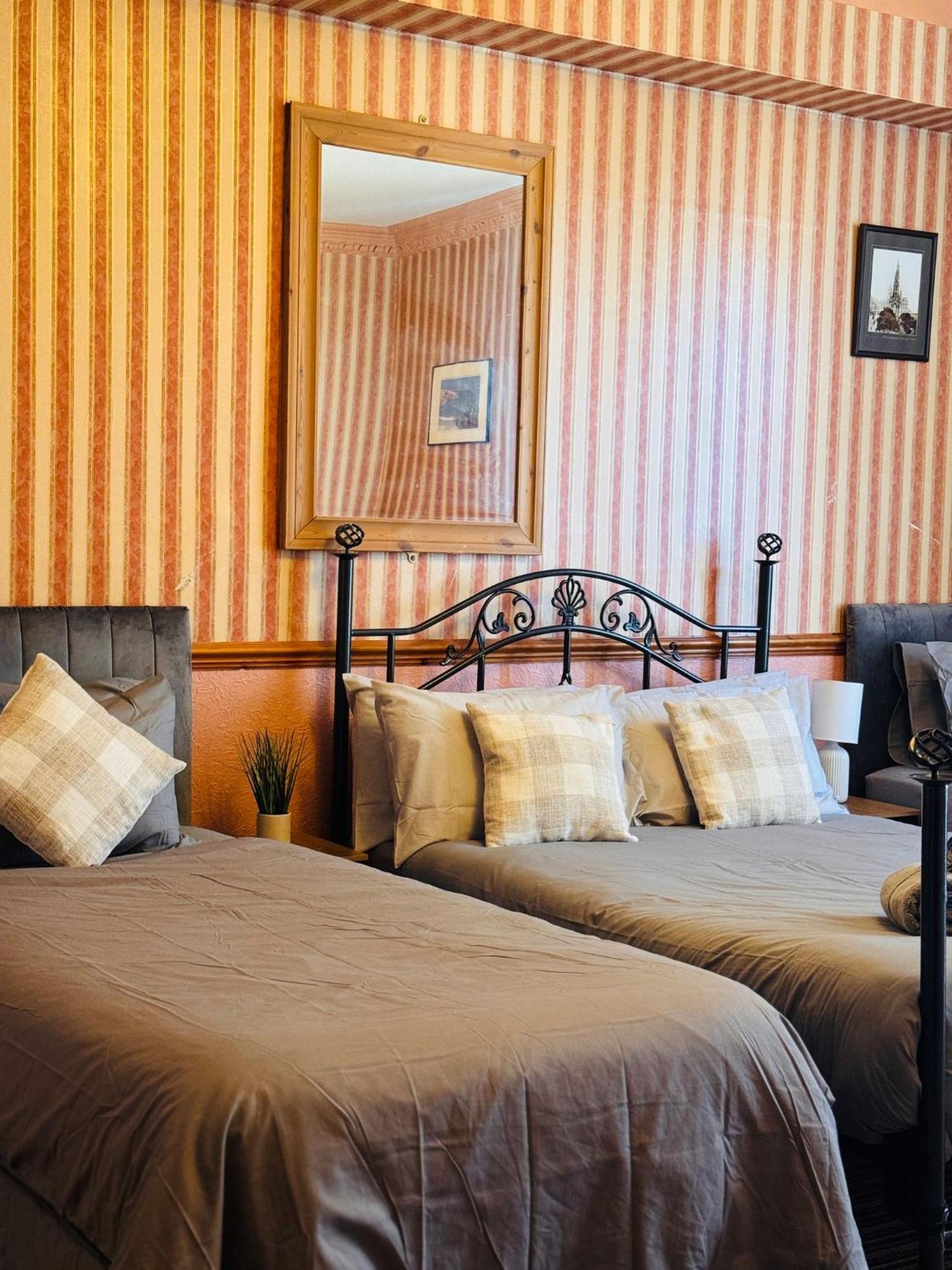 Edinburgh Travel Guest House 外观 照片
