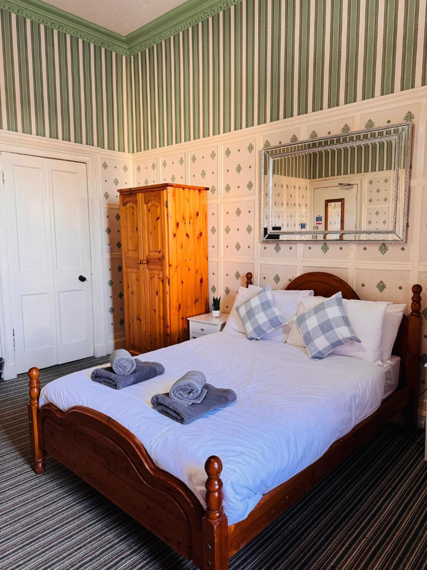 Edinburgh Travel Guest House 外观 照片