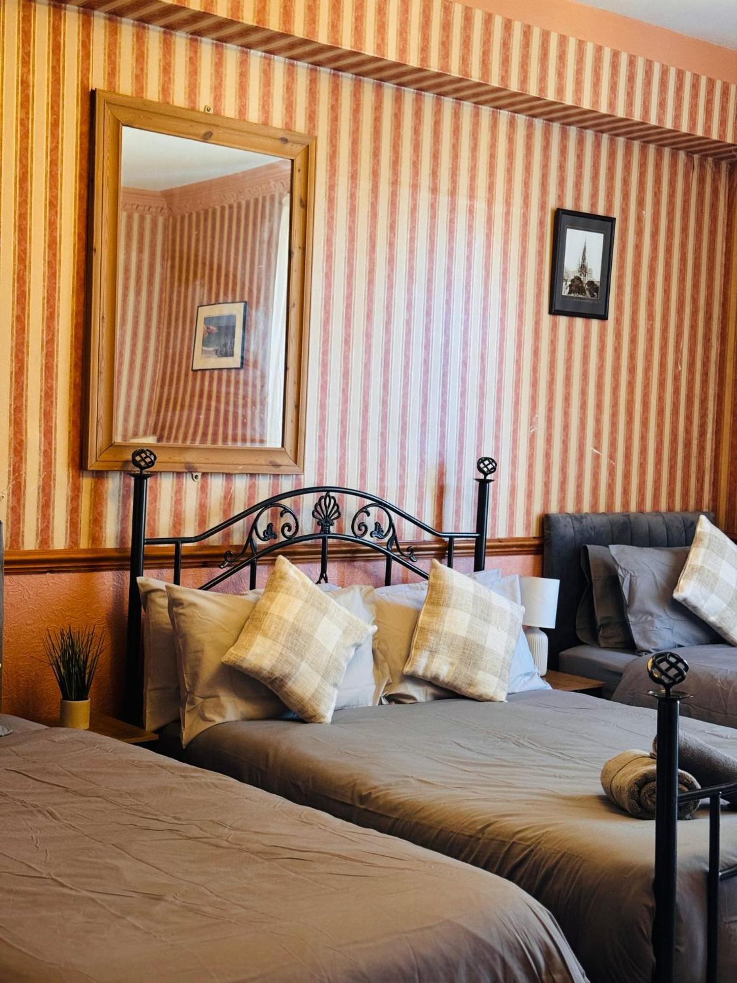Edinburgh Travel Guest House 外观 照片