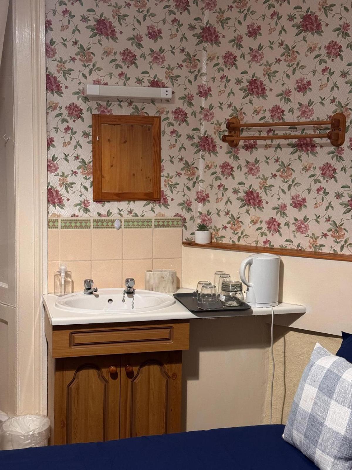 Edinburgh Travel Guest House 外观 照片