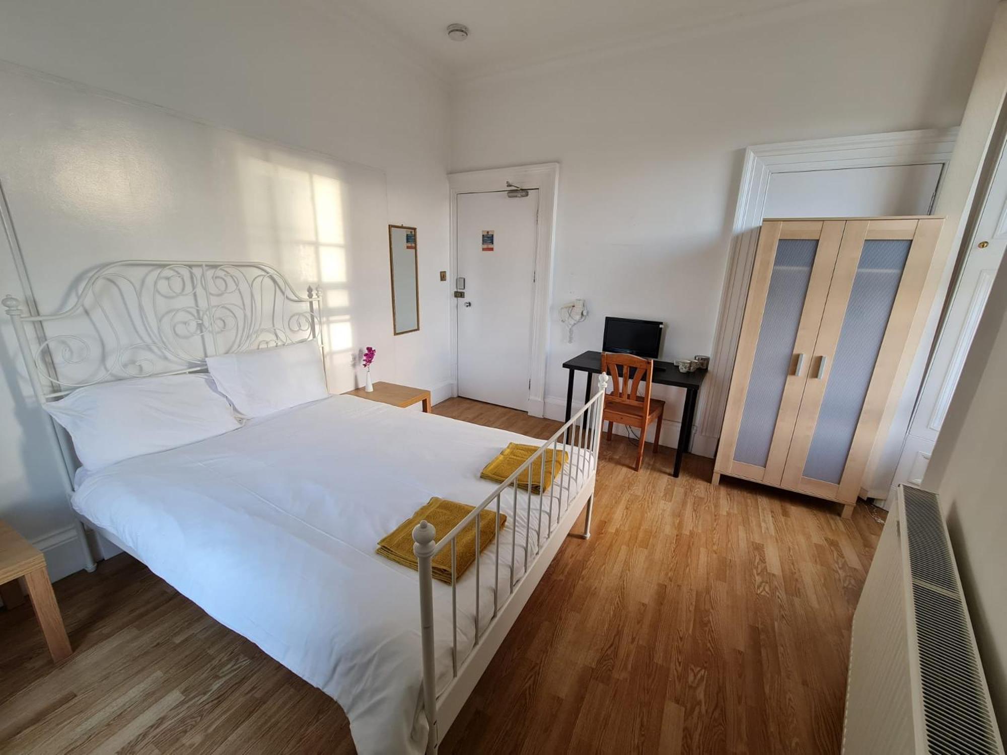 Edinburgh Travel Guest House 外观 照片